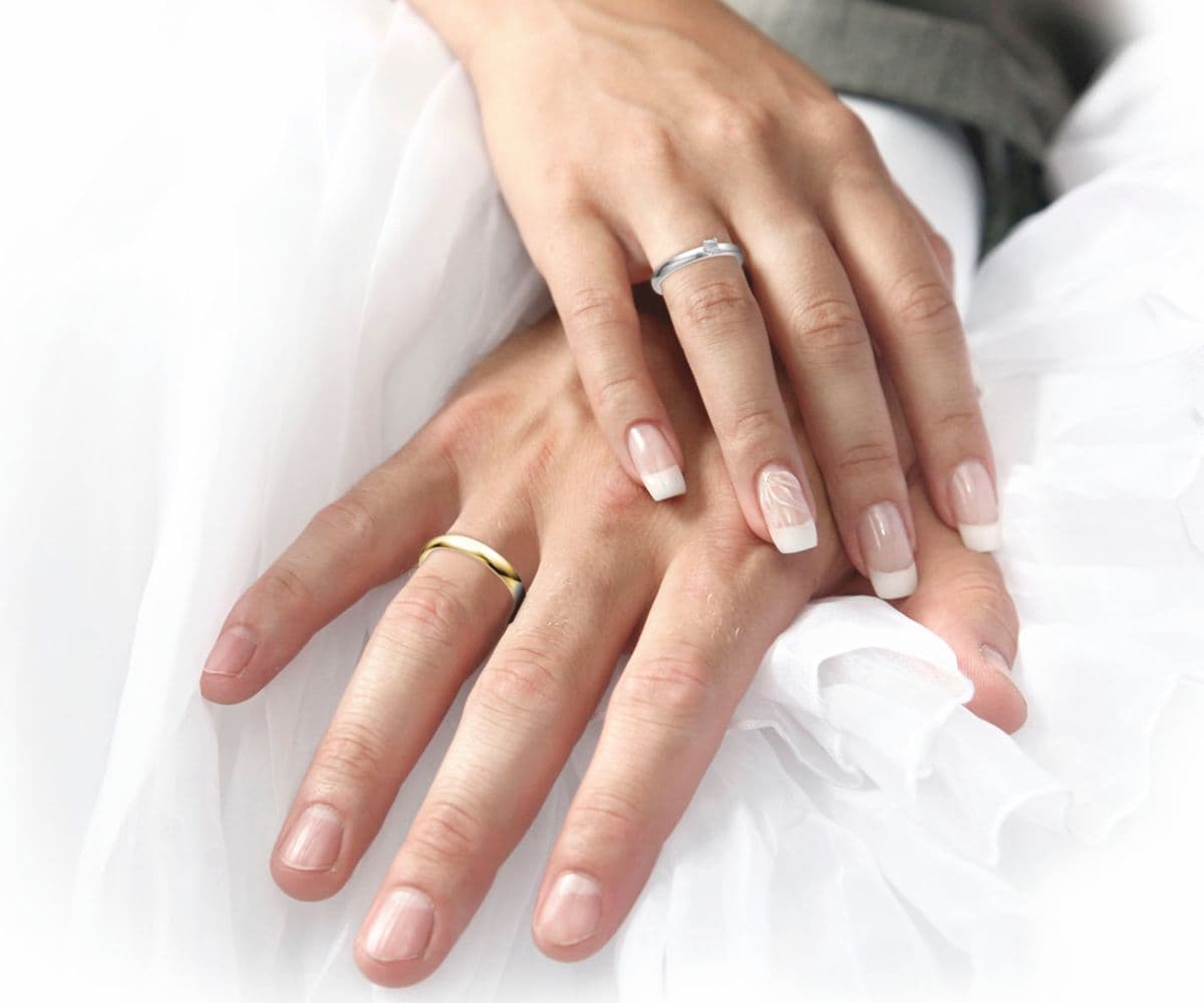 Juwelier Knappe klassischer Ehering mit Vorsteckring